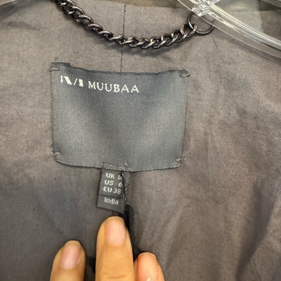 Women's Biker 💯% Leather Jacket - Picture 4 of 8